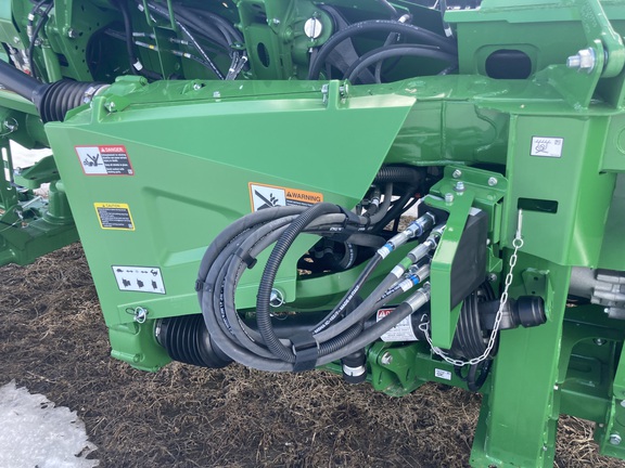 2023 John Deere HD35R Header Combine