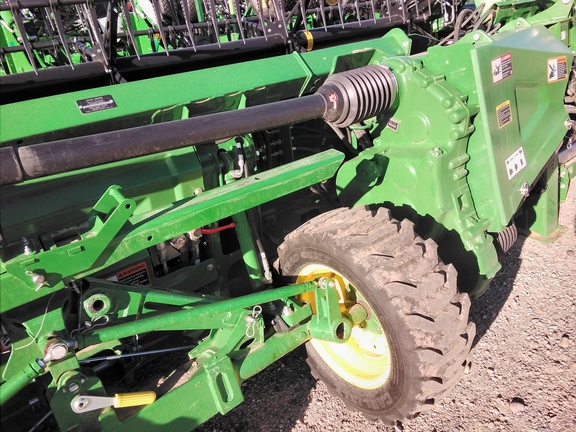 2023 John Deere HD35R Header Combine