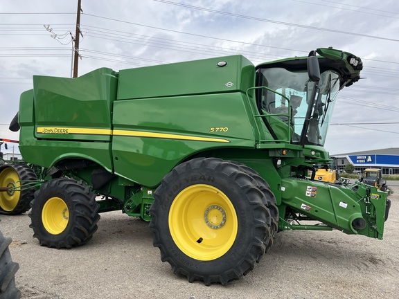 2023 John Deere S770 Combine