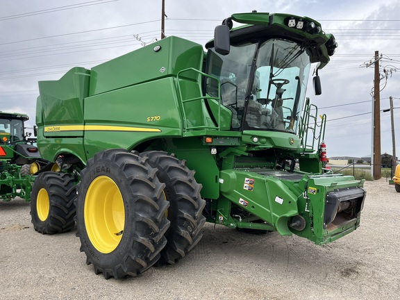2023 John Deere S770 Combine