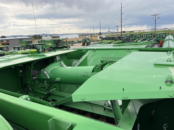 2023 John Deere S770 Combine