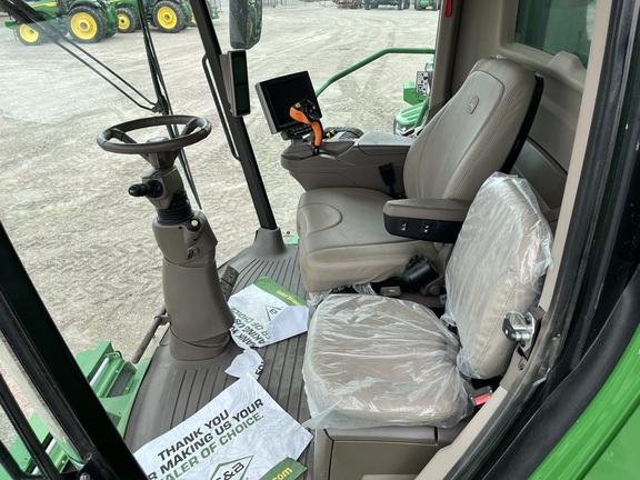2023 John Deere S770 Combine