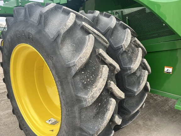 2023 John Deere S770 Combine