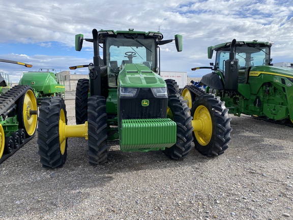 2023 John Deere 8R 340 Tractor