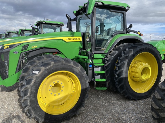 2023 John Deere 8R 340 Tractor