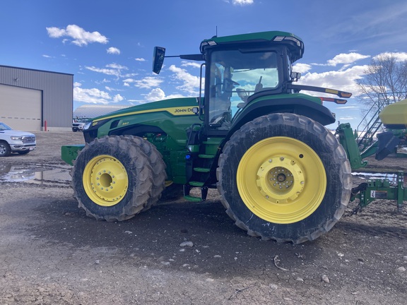 2023 John Deere 8R 340 Tractor