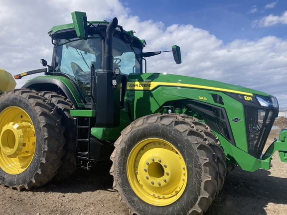 2023 John Deere 8R 340 Tractor