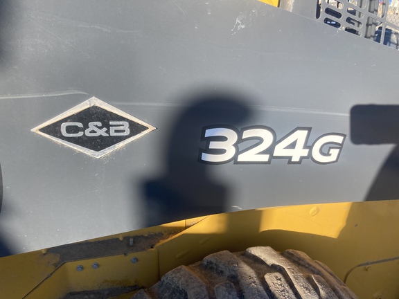 2022 John Deere 324G Skid Steer Loader