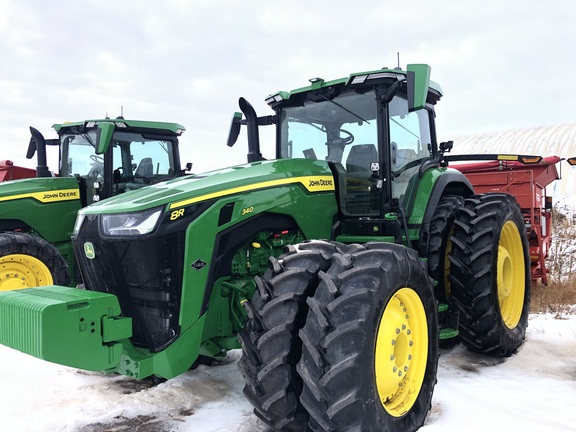 2023 John Deere 8R 340 Tractor