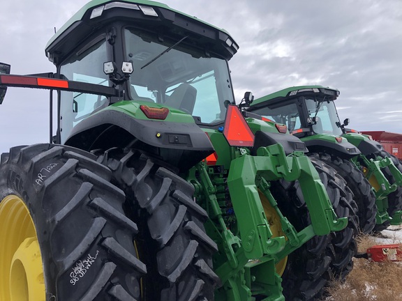 2023 John Deere 8R 340 Tractor