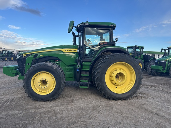 2023 John Deere 8R 340 Tractor
