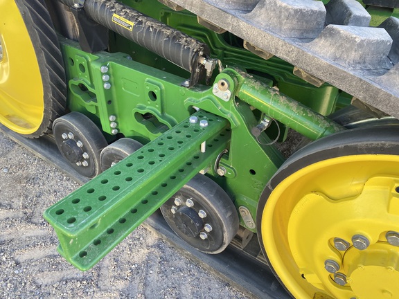 2023 John Deere 8RT 370 Tractor Rubber Track