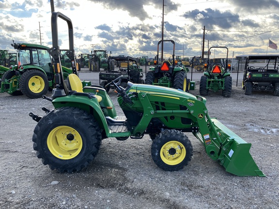 2022 John Deere 3038E Tractor Compact