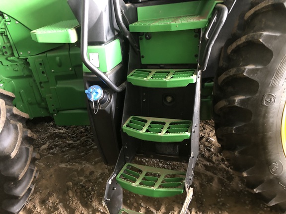 2021 John Deere 8R 230 Tractor