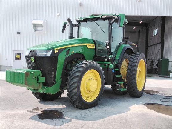 2021 John Deere 8R 230 Tractor