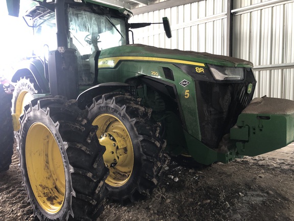 2021 John Deere 8R 250 Tractor