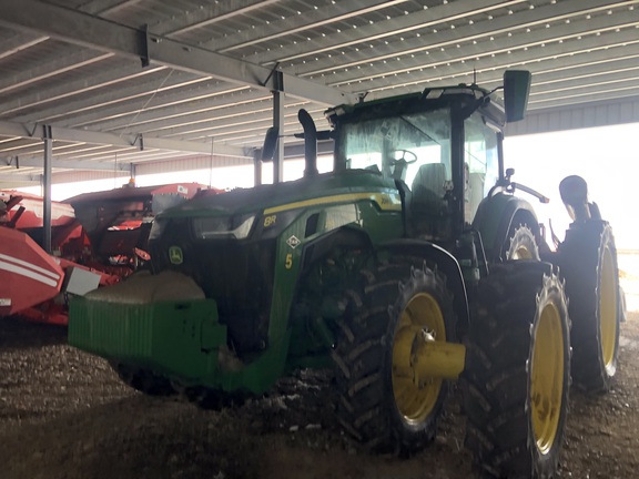 2021 John Deere 8R 250 Tractor