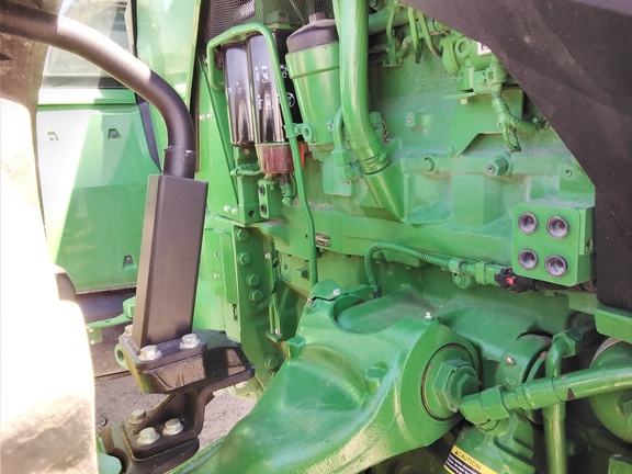 2021 John Deere 8R 250 Tractor