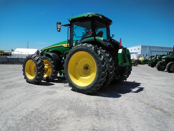 2021 John Deere 8R 250 Tractor