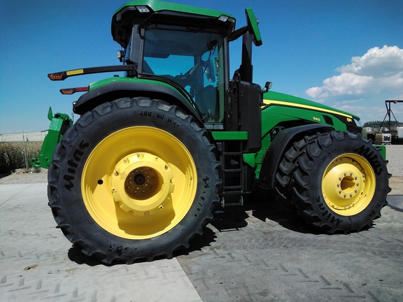 2021 John Deere 8R 340 Tractor