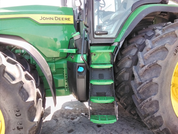 2021 John Deere 8R 340 Tractor