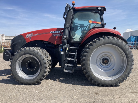 2022 Case IH Magnum 280 AFS Tractor