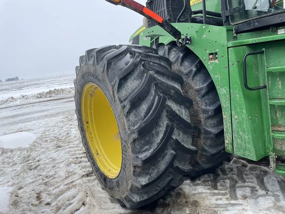 2021 John Deere 9520R Tractor 4WD