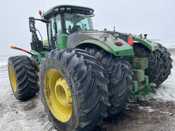 2021 John Deere 9520R Tractor 4WD