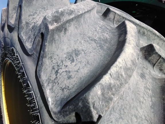 2021 John Deere 9520R Tractor 4WD