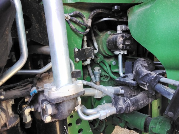 2021 John Deere 9520R Tractor 4WD