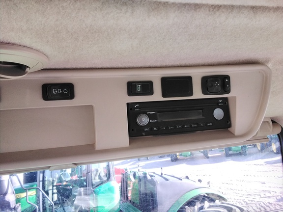 2021 John Deere 9520R Tractor 4WD