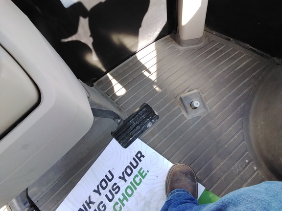 2021 John Deere 9520R Tractor 4WD