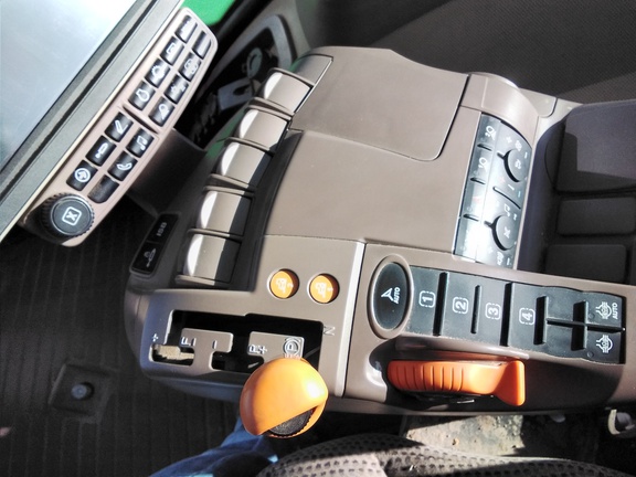 2021 John Deere 9520R Tractor 4WD