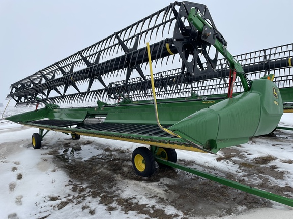 2023 John Deere 735D Header Combine