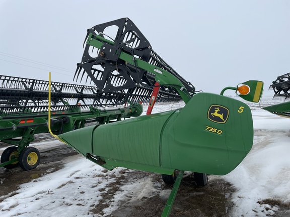 2023 John Deere 735D Header Combine