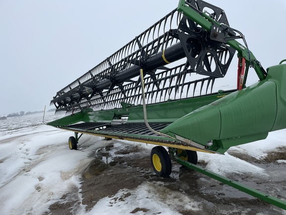 2020 John Deere 735D Header Combine