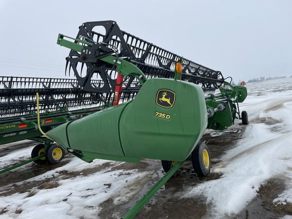 2020 John Deere 735D Header Combine