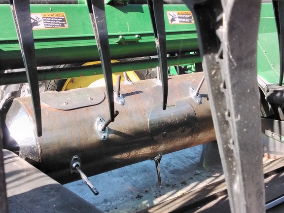 2020 John Deere 735D Header Combine