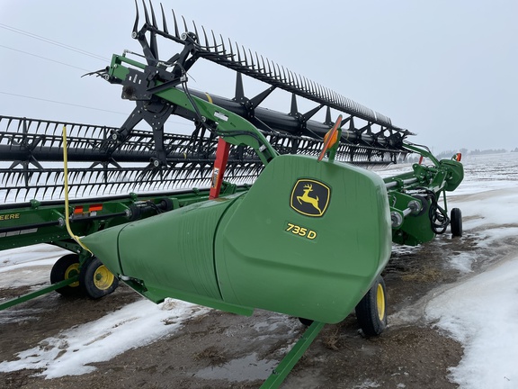 2020 John Deere 735D Header Combine