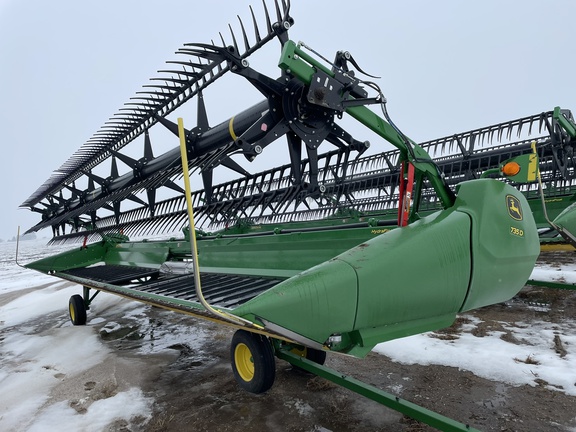 2020 John Deere 735D Header Combine