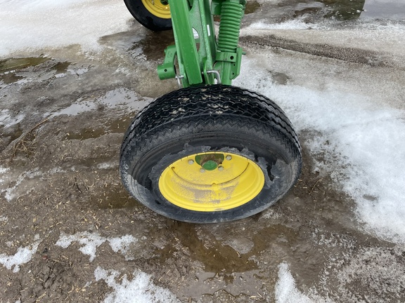 2020 John Deere 735D Header Combine