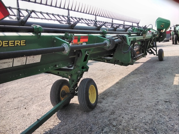 2020 John Deere 735D Header Combine