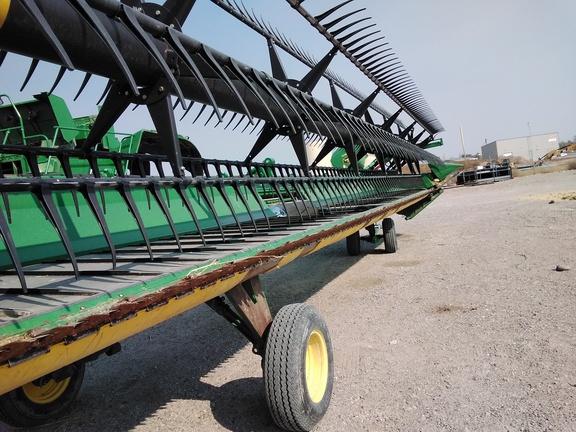 2020 John Deere 735D Header Combine