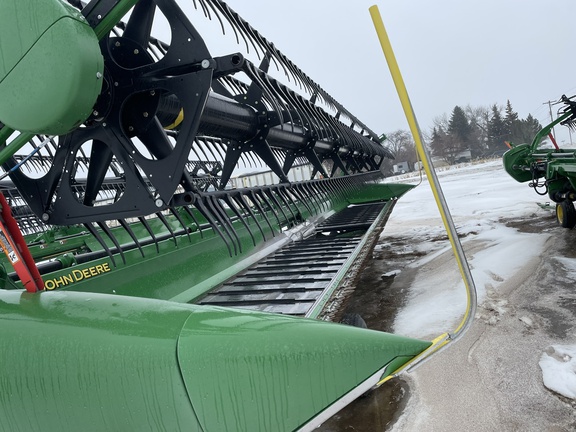 2020 John Deere 735D Header Combine