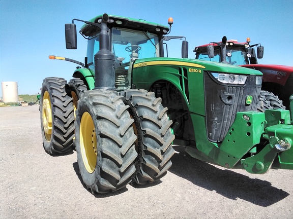 2020 John Deere 8320R Tractor