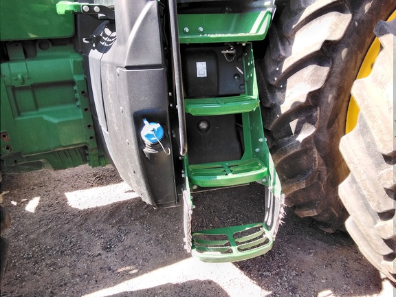 2020 John Deere 8320R Tractor