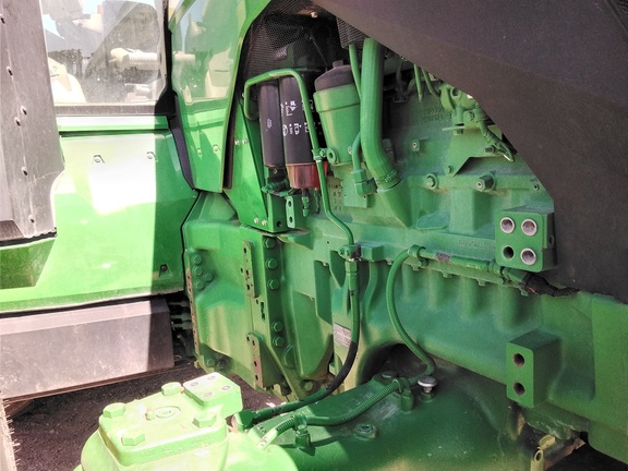 2020 John Deere 8R 250 Tractor