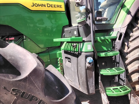 2020 John Deere 8R 250 Tractor