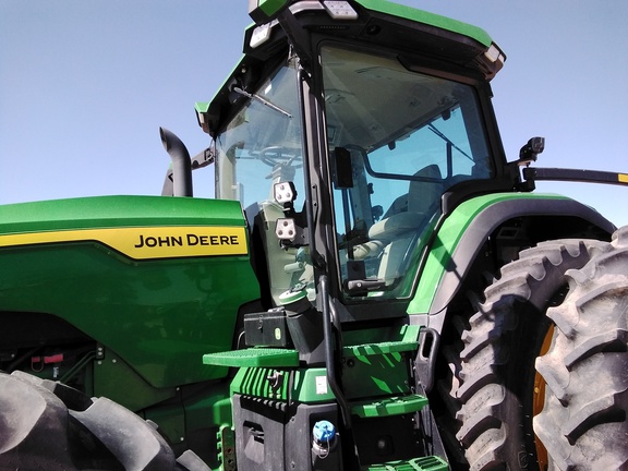 2020 John Deere 8R 250 Tractor