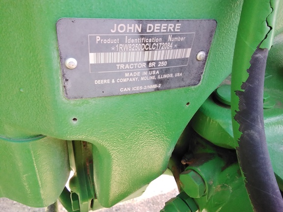 2020 John Deere 8R 250 Tractor